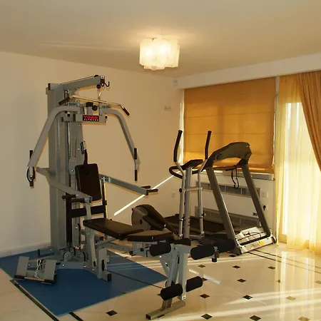 Liberty - Classic Luxury Sea View With Private Pool, Panoramic Views To & Corfu Old Town 科梅诺