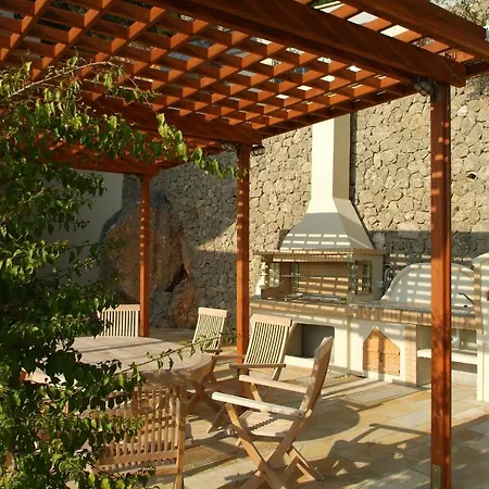 Liberty - Classic Luxury Sea View With Private Pool, Panoramic Views To & Corfu Old Town * קומנון
