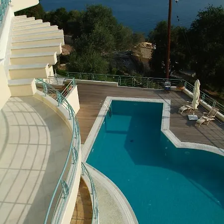 וילה Liberty - Classic Luxury Sea View With Private Pool, Panoramic Views To & Corfu Old Town קומנון