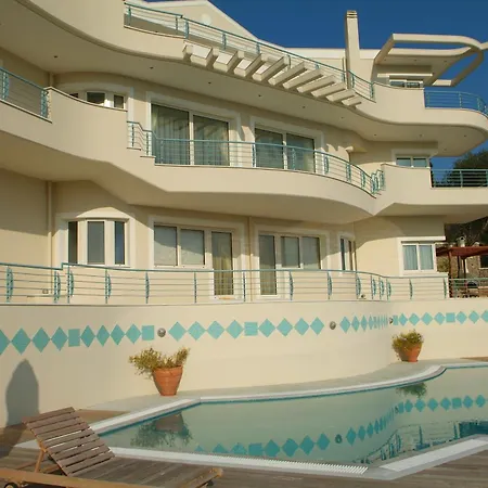 Liberty - Classic Luxury Sea View With Private Pool, Panoramic Views To & Corfu Old Town * קומנון